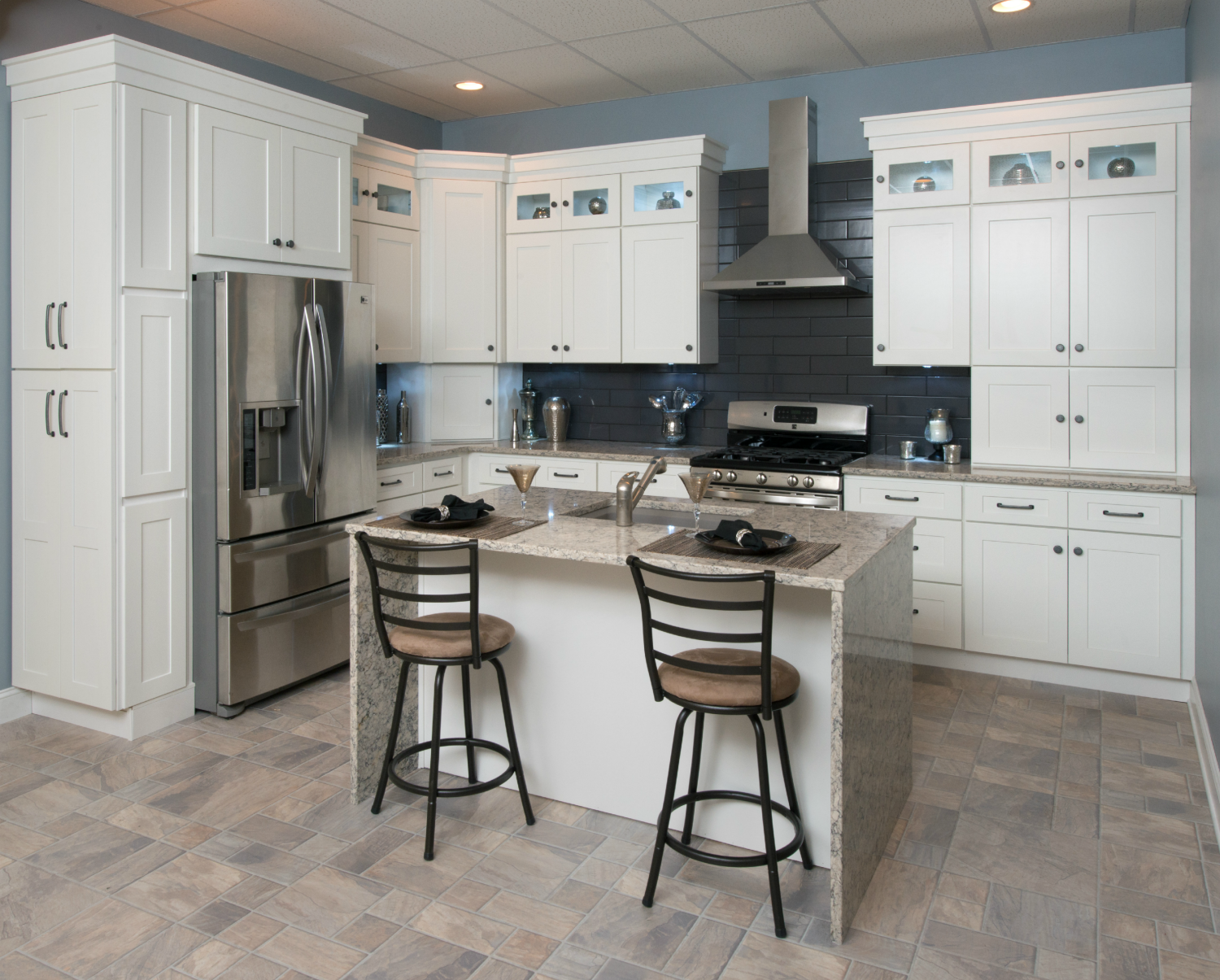 ALL WOOD Kitchen Cabinets 10x10 Frosted White Shaker RTA ...